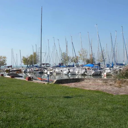 In Siofok/balaton 19699 Apartament